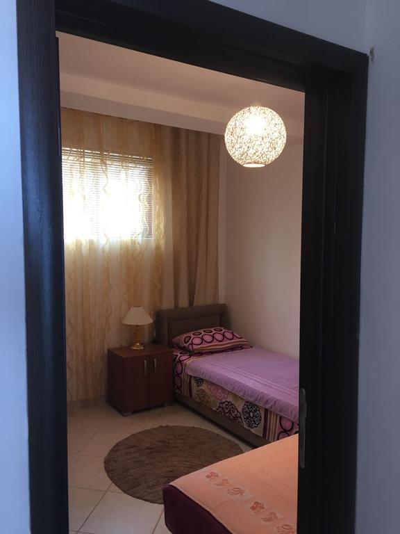 Apartment Jana Ulcinj Buitenkant foto
