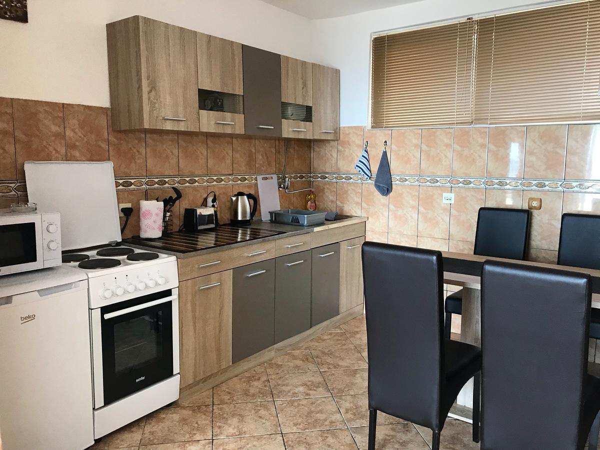 Apartment Jana Ulcinj Buitenkant foto